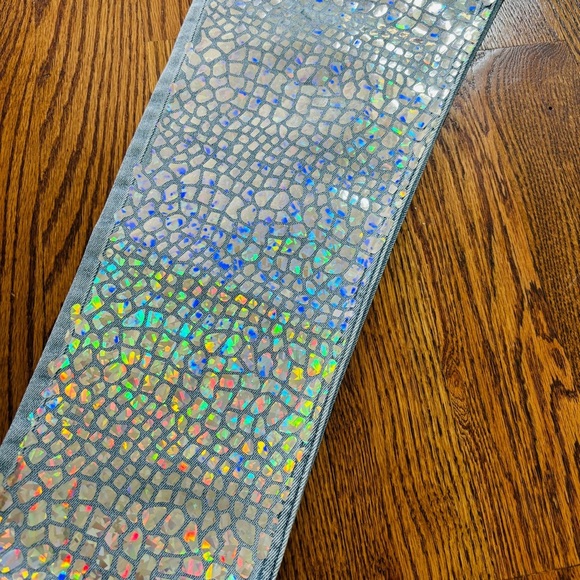 New Jack Berry Dragon Scales Iridescent Foil High Rise 90s Mum Jeans Sz L - Picture 3 of 15